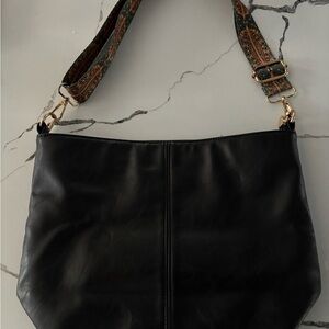 Elegant Black Shoulder Bag